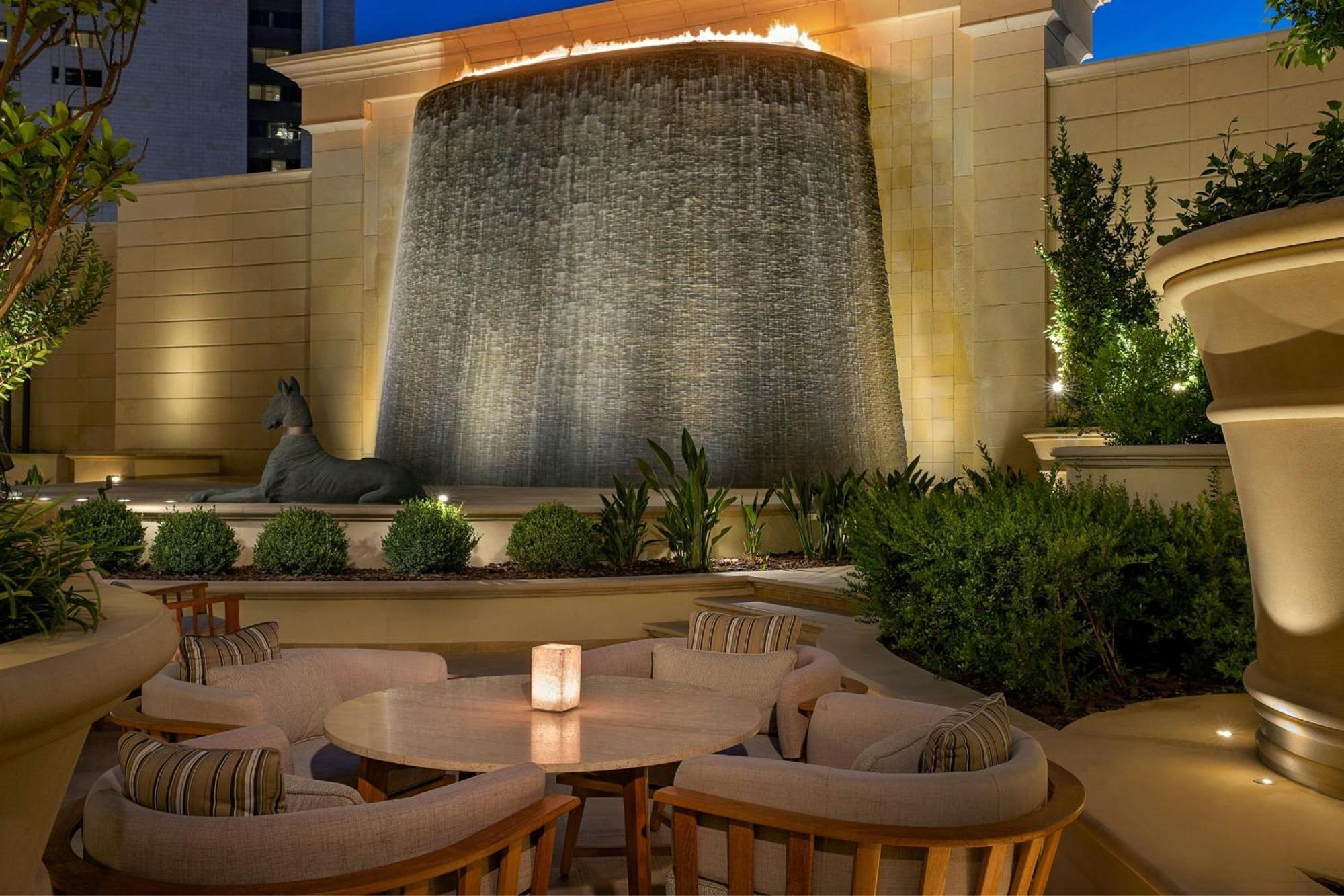 The Ritz-Carlton, Amman Hotel Exterior foto The Waterfall at the Wynn