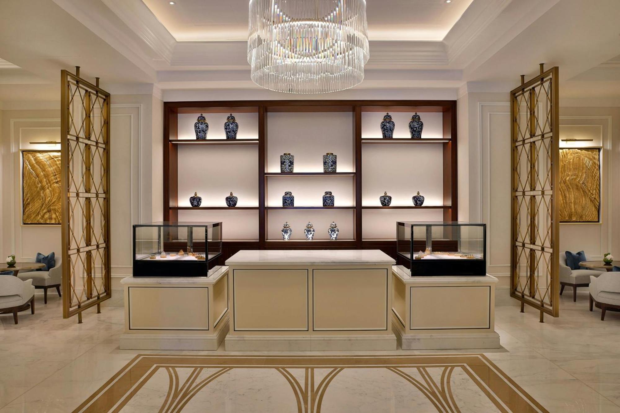 The Ritz-Carlton, Amman Hotel Exterior foto The lobby of the hotel
