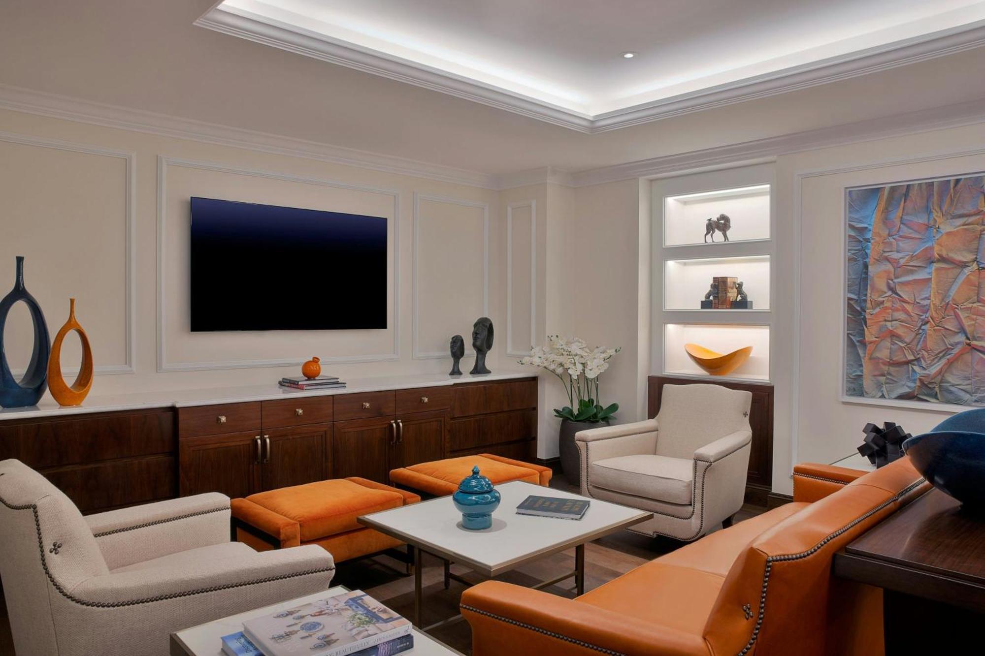 The Ritz-Carlton, Amman Hotel Exterior foto A living room with indirect lighting