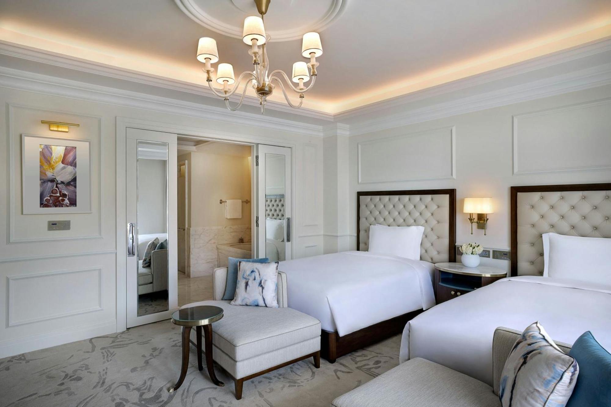 The Ritz-Carlton, Amman Hotel Exterior foto Deluxe Room