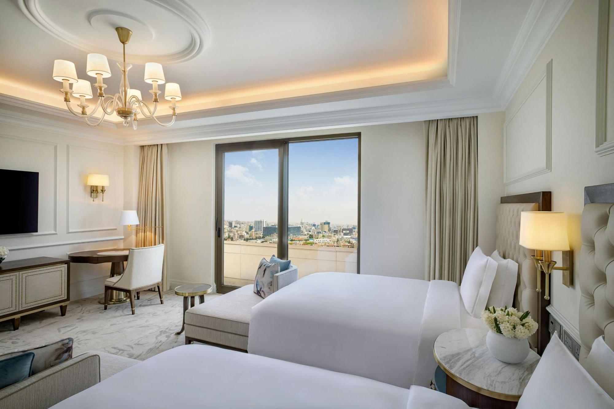 The Ritz-Carlton, Amman Hotel Exterior foto Deluxe Room