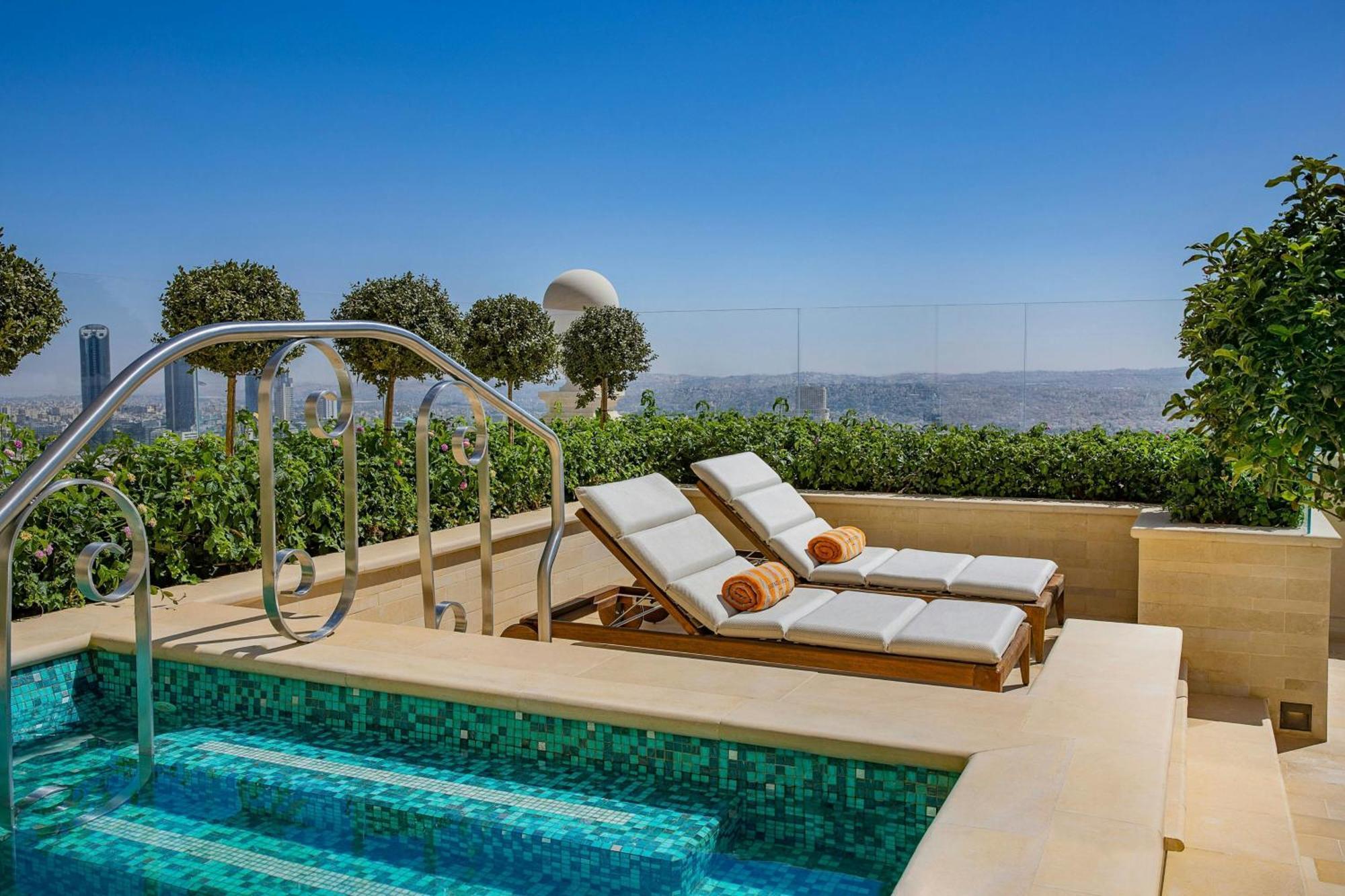 The Ritz-Carlton, Amman Hotel Exterior foto The West Hollywood Hotel