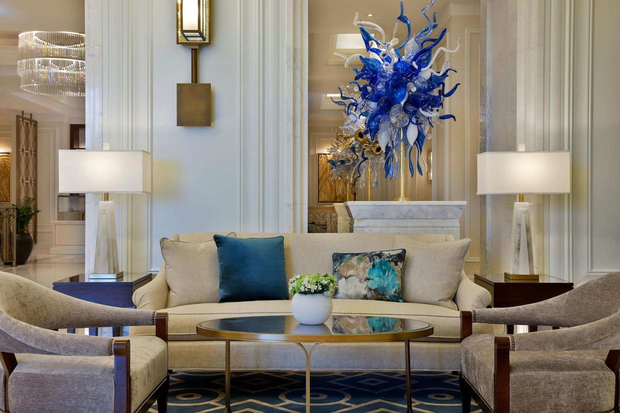 The Ritz-Carlton, Amman Hotel Exterior foto The lobby of the Four Seasons Hotel